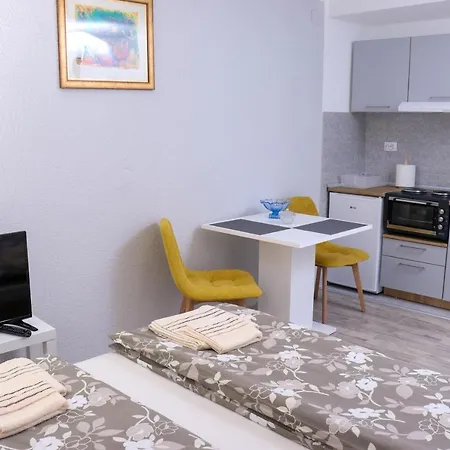 Zlatne Perle Apartment *