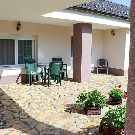 アパート Zlatne Perle *