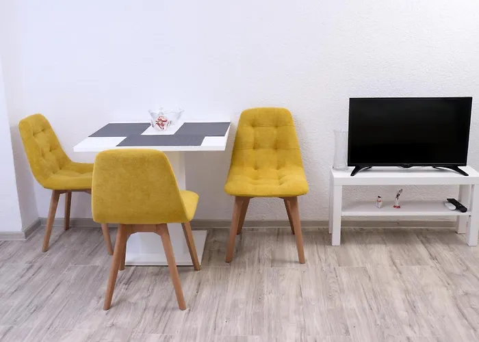 Zlatne Perle 아파트 *