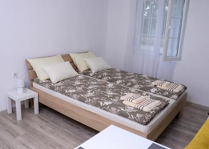 Zlatne Perle 아파트